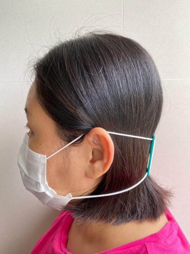 surgical mask strap side view